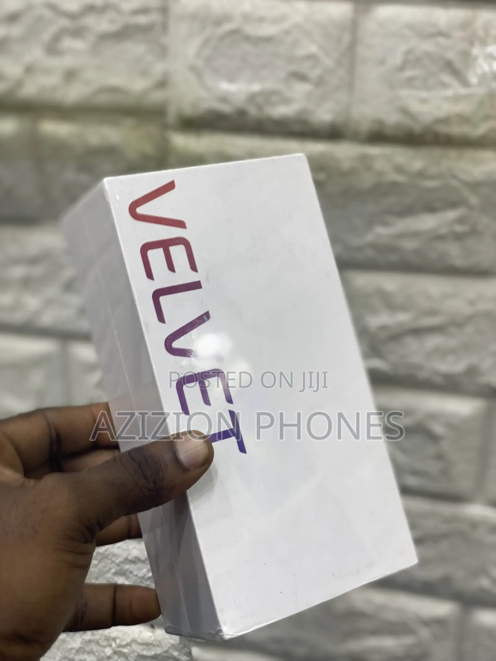 New LG Velvet 128 GB Black