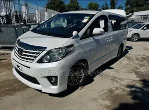 Toyota Alphard 2.4 Petrol FWD 2013 White