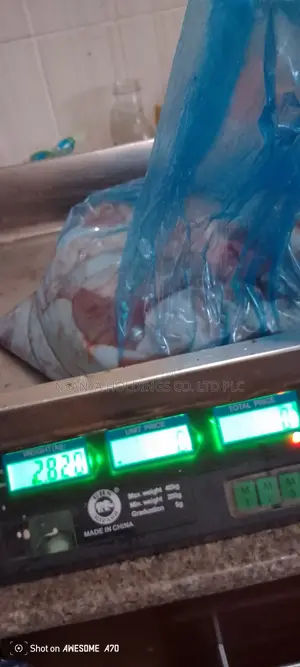 Nyama Ya Nguruwe Ipo Ya Kusaga Kg 1 TSHS 20,000/= Kawaida TSH 15,000/=