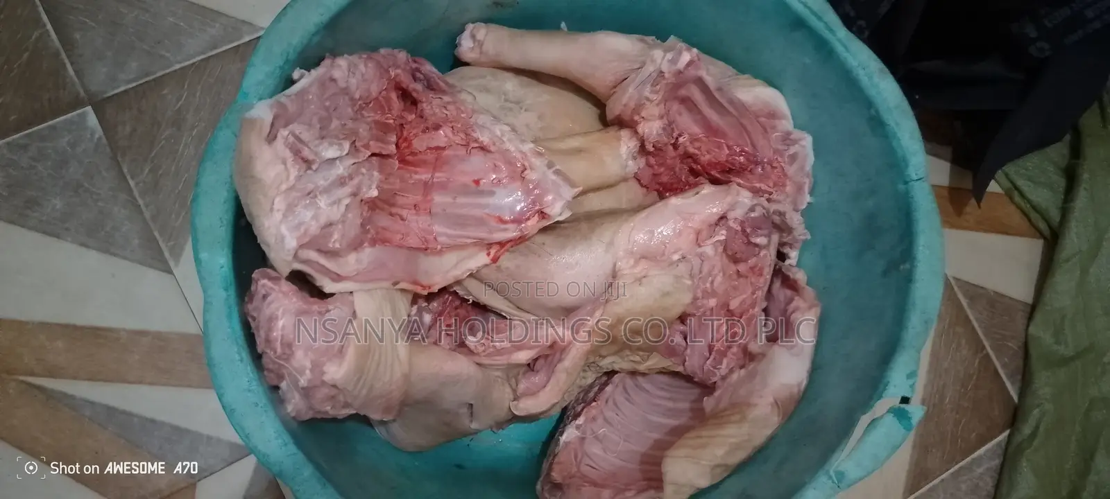 Nyama Ya Nguruwe Ipo Ya Kusaga Kg 1 TSHS 20,000/= Kawaida TSH 15,000/=
