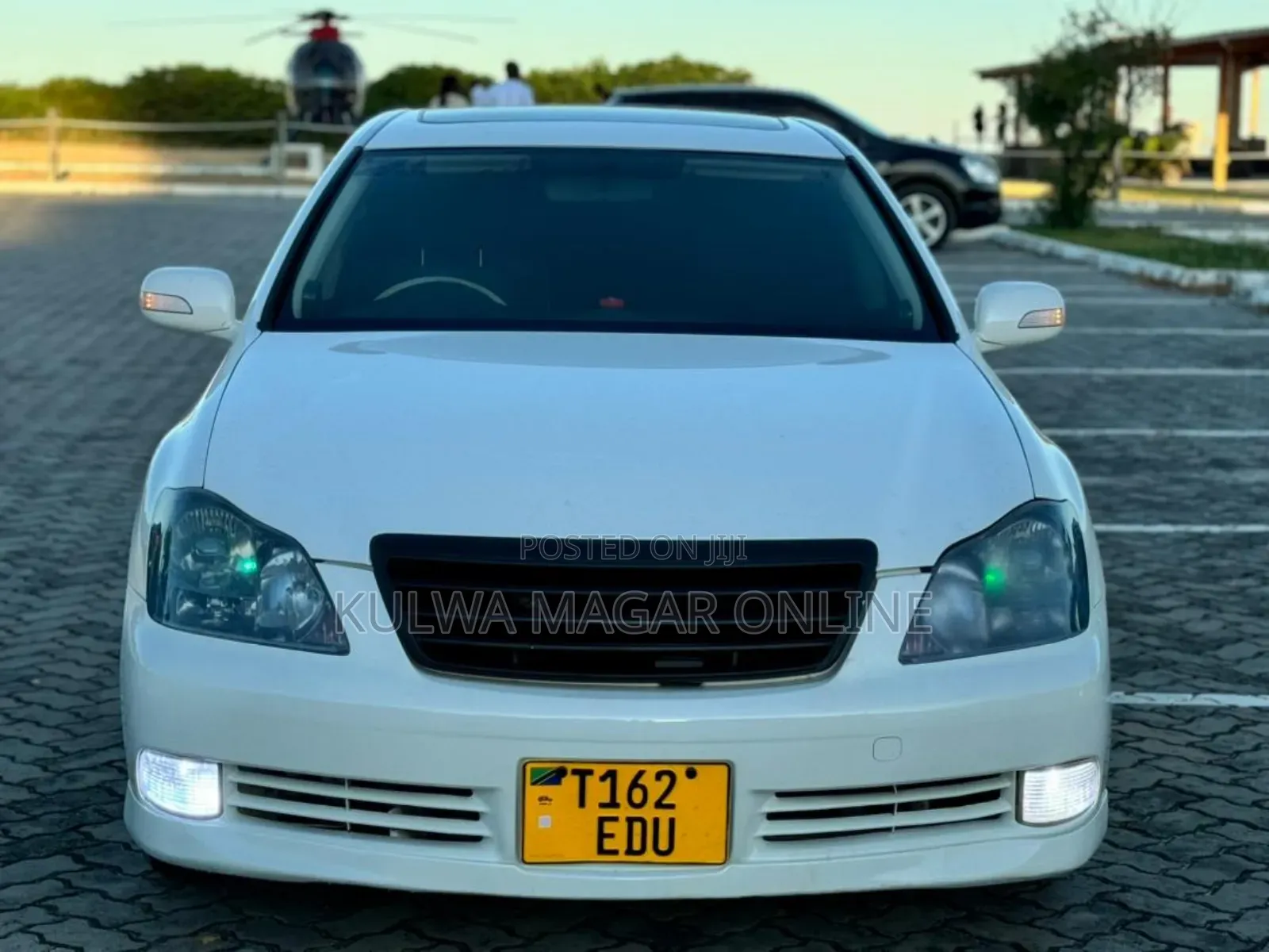 Toyota Crown 2006 White
