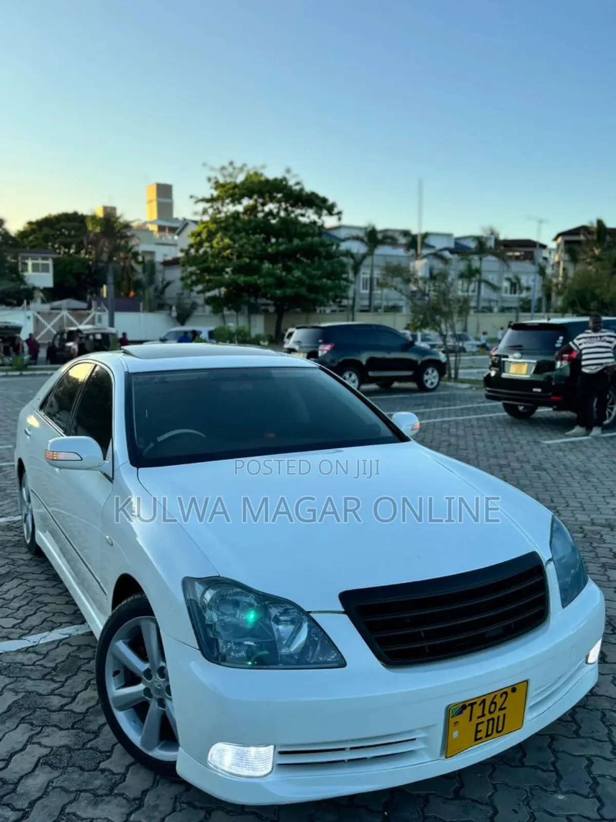 Toyota Crown 2006 White