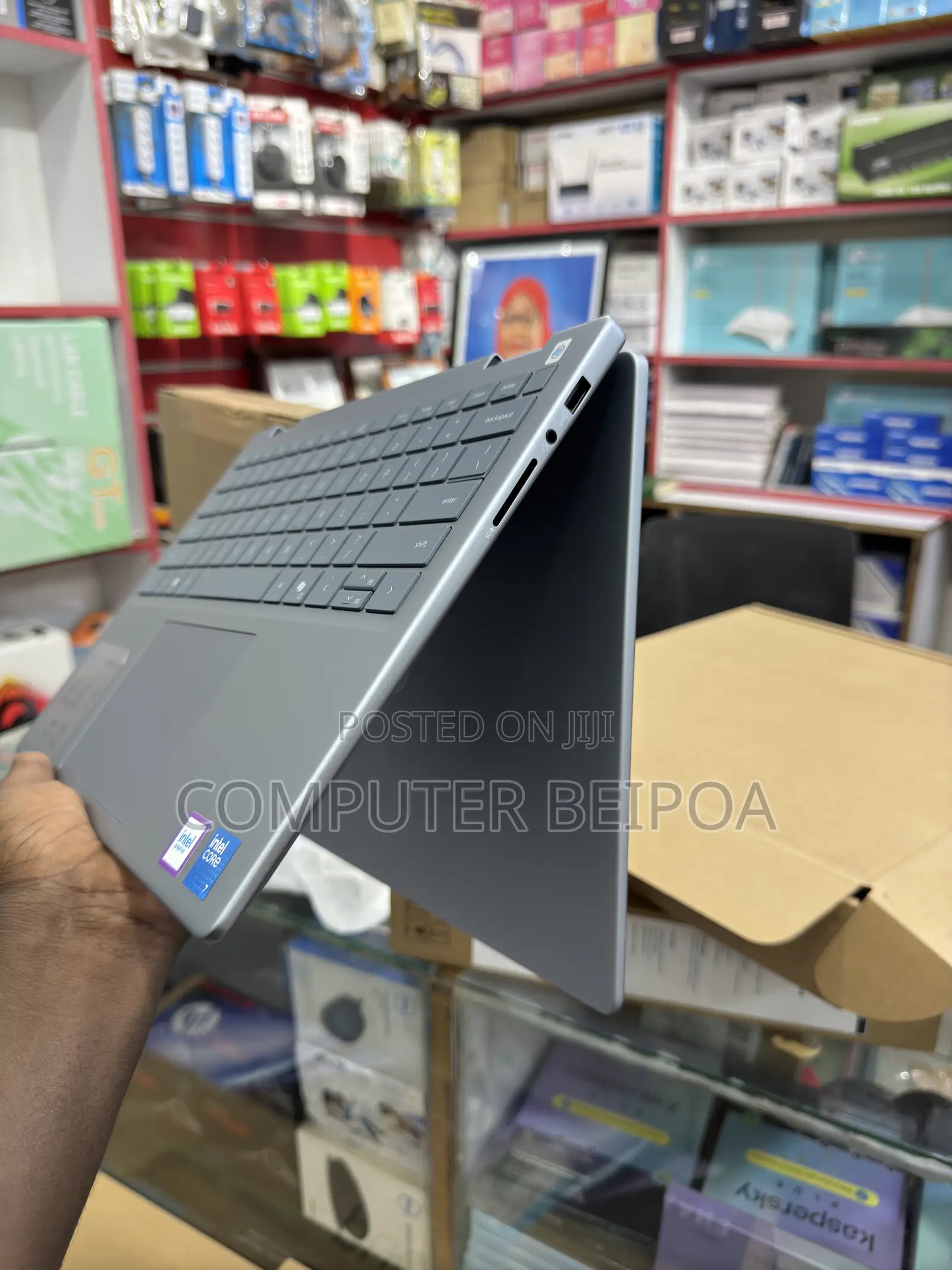 New Laptop Dell Inspiron 14 16GB Intel Core Ultra 7 SSD 1T