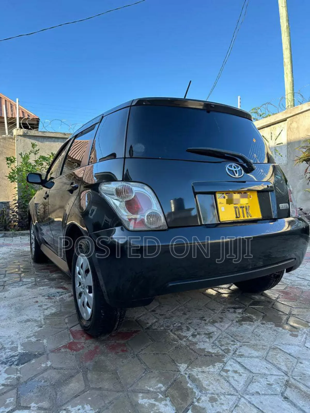 Toyota IST 2003 Black