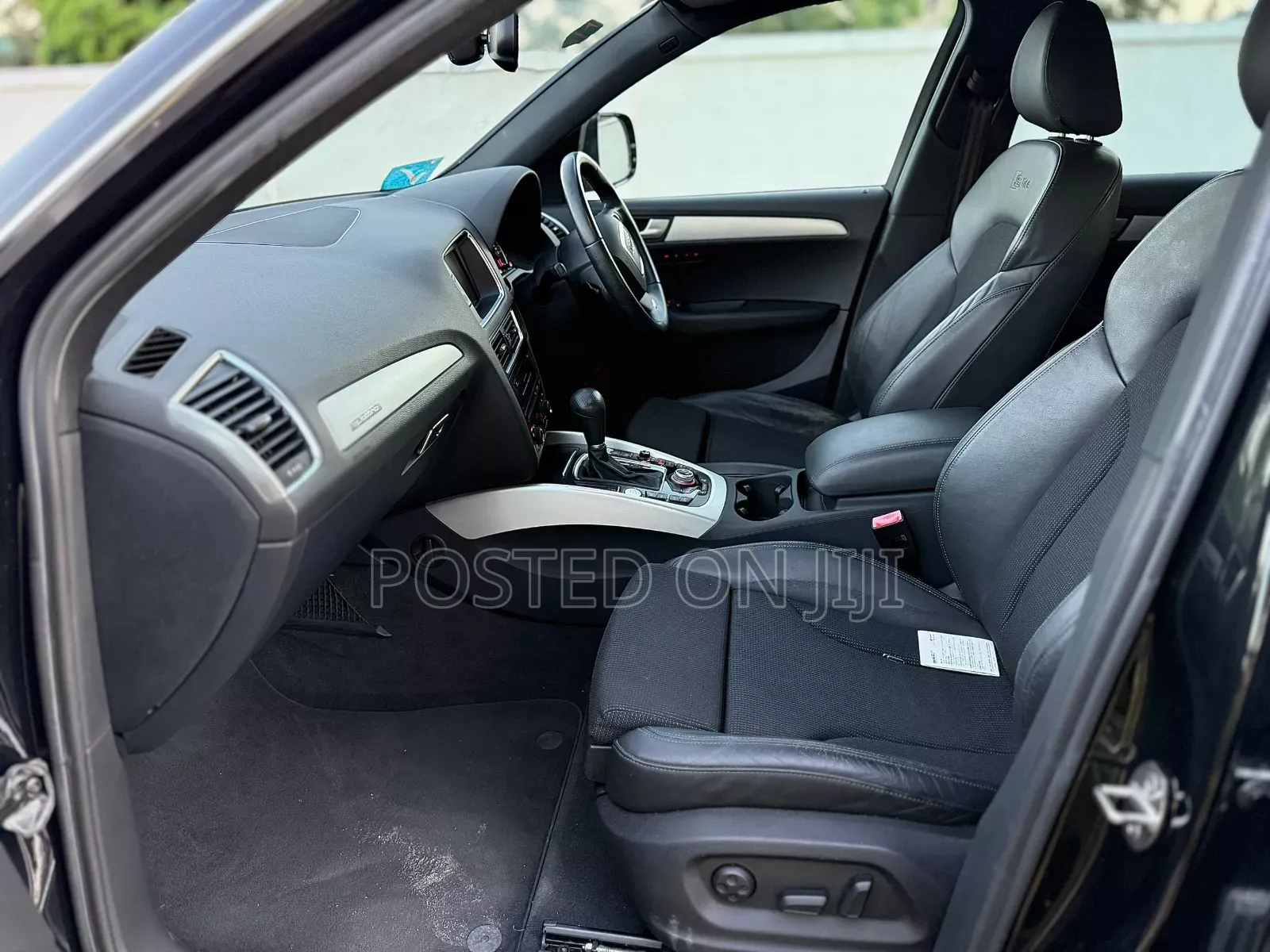 Audi Q5 2.0 TDI Automatic 2011 Black