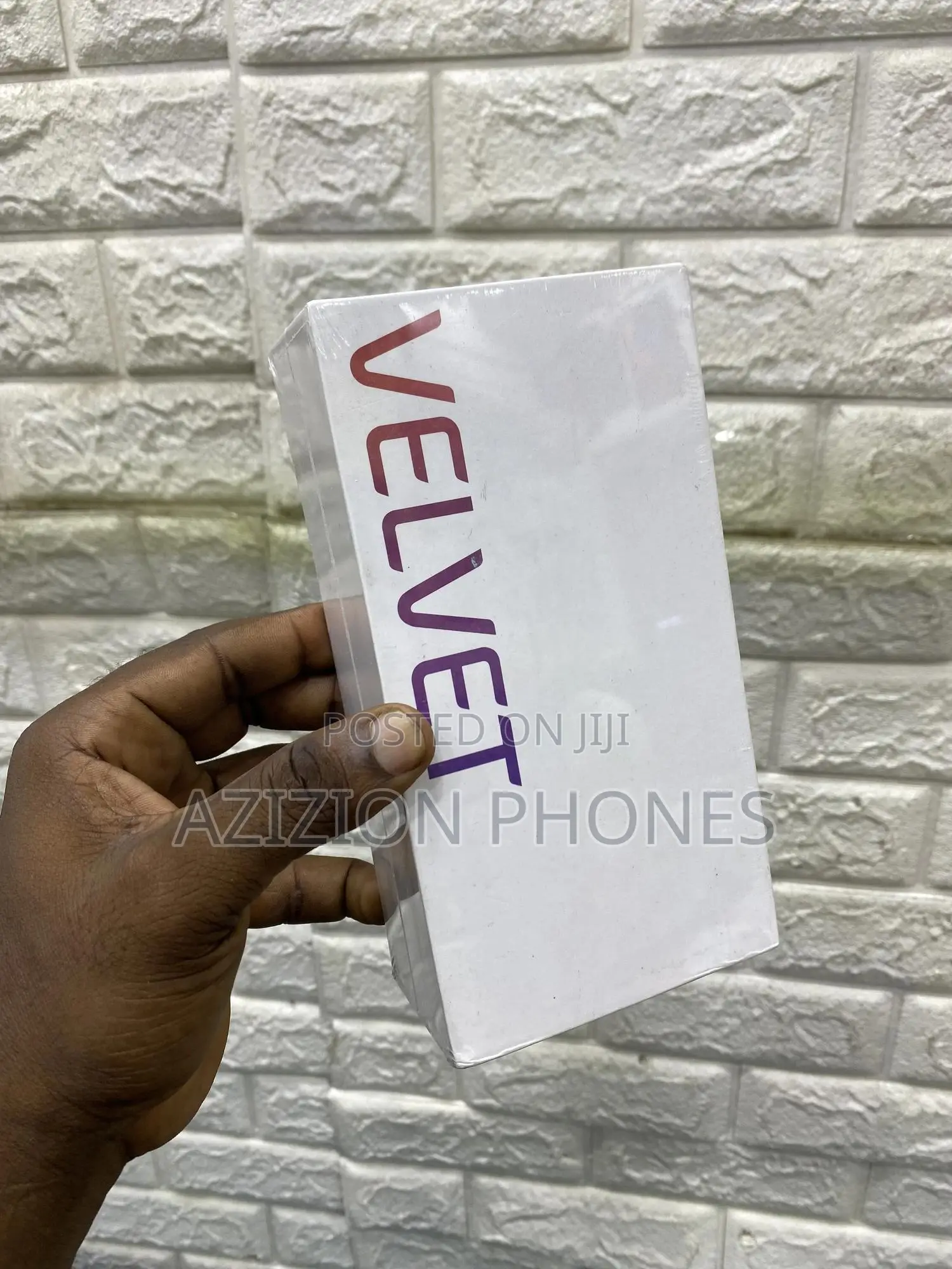 New LG Velvet 128 GB Black