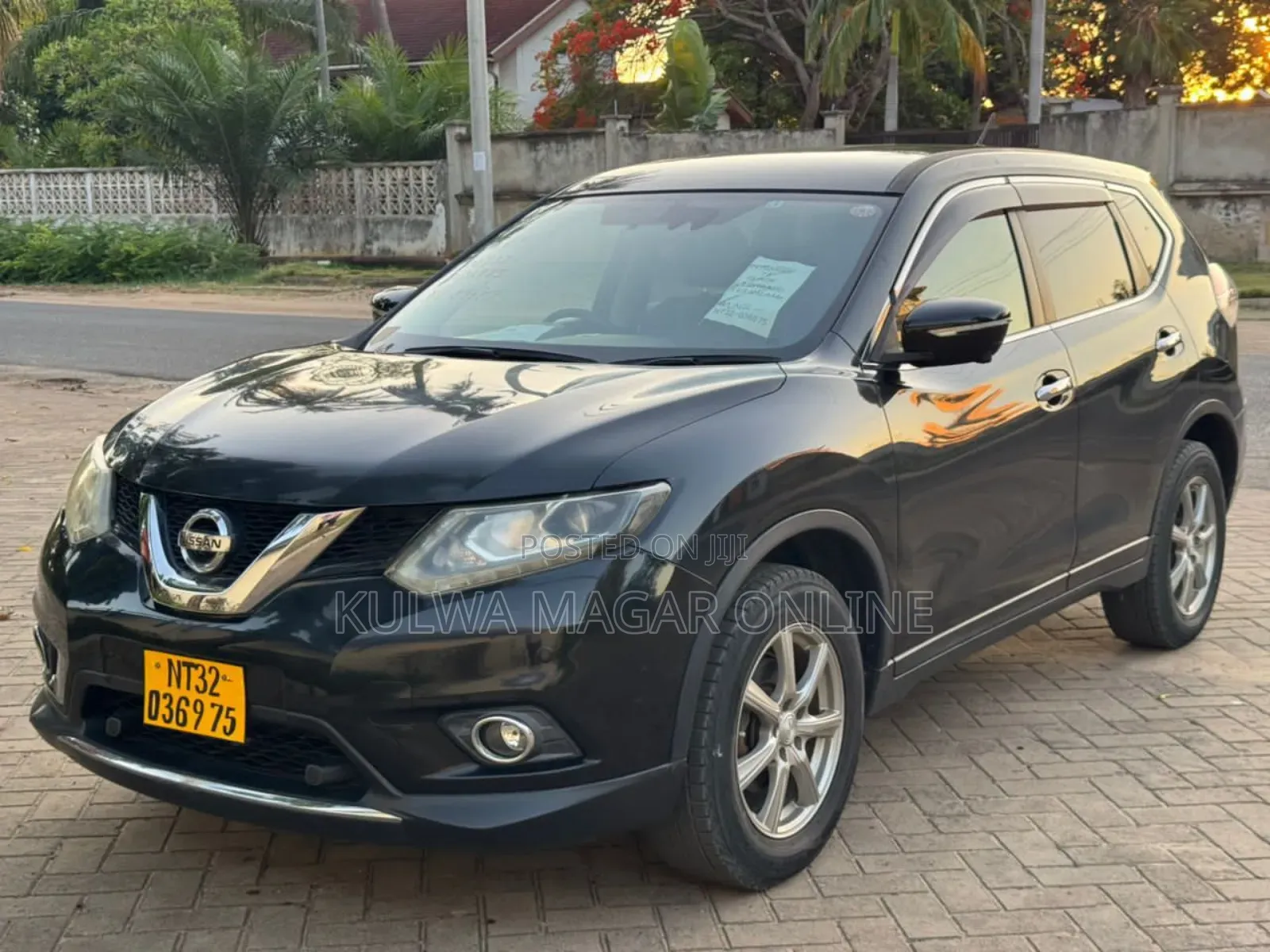 Nissan X-Trail 2015 Black