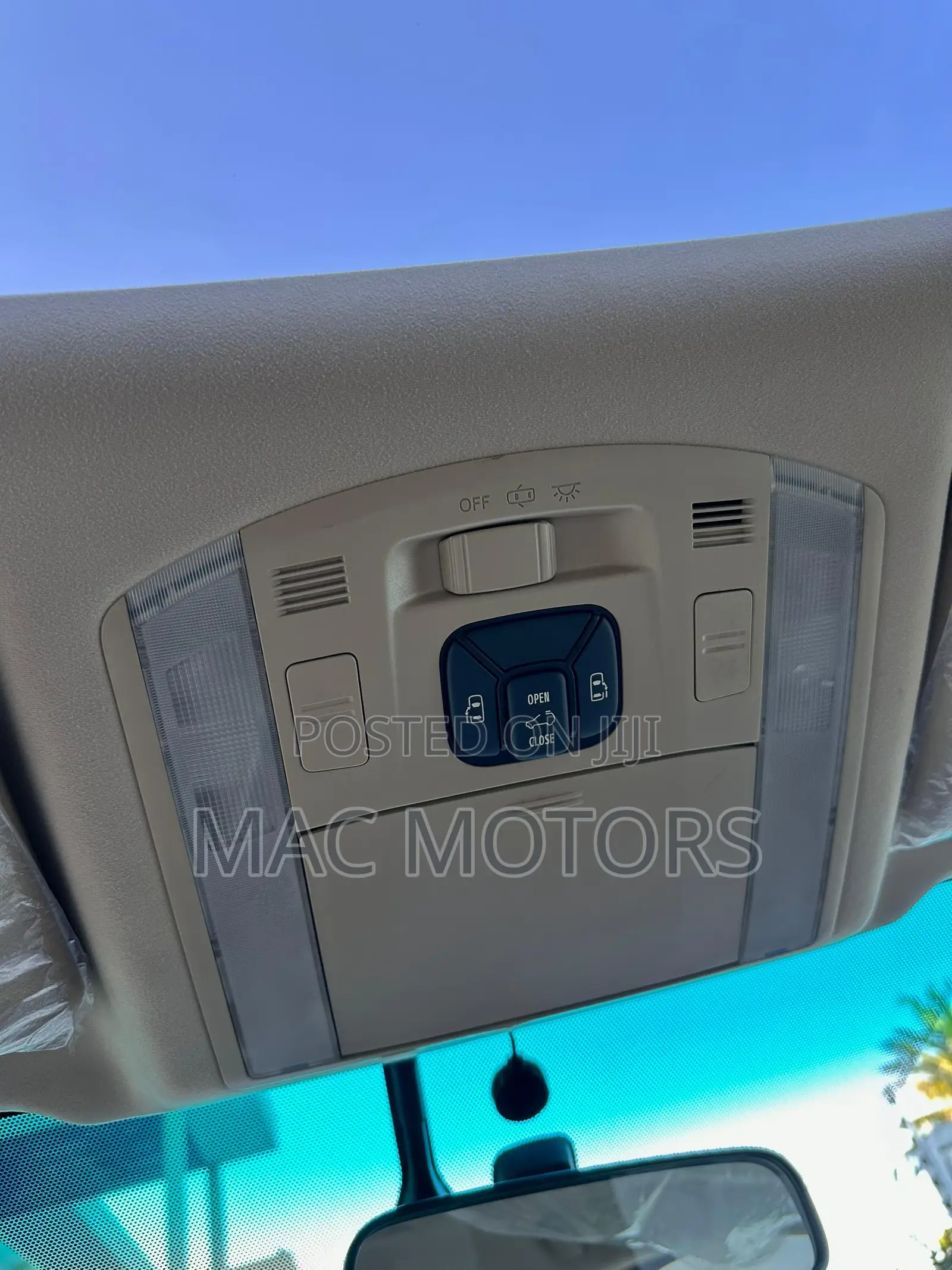 Toyota Alphard 2009 White