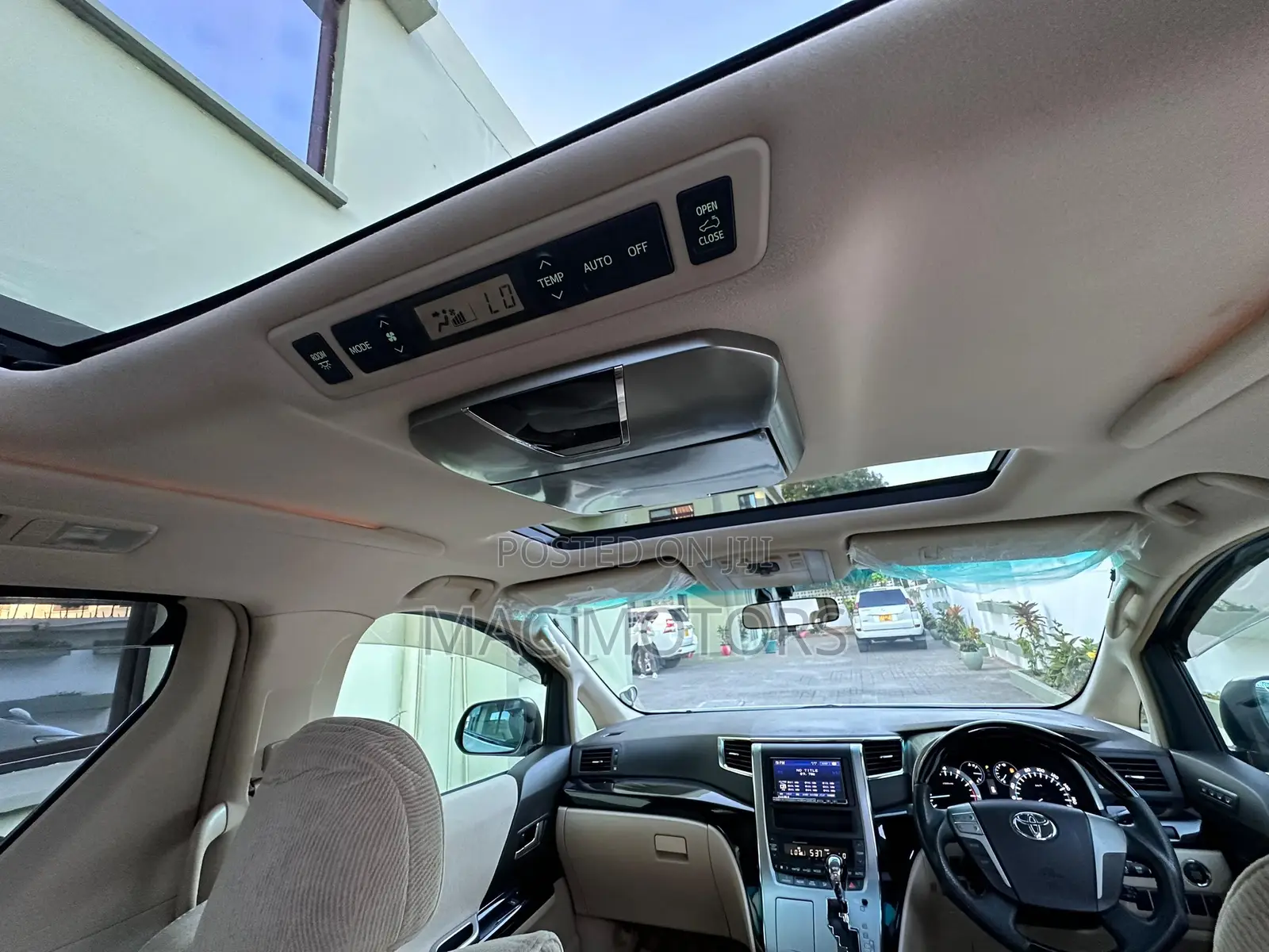Toyota Alphard 2009 White