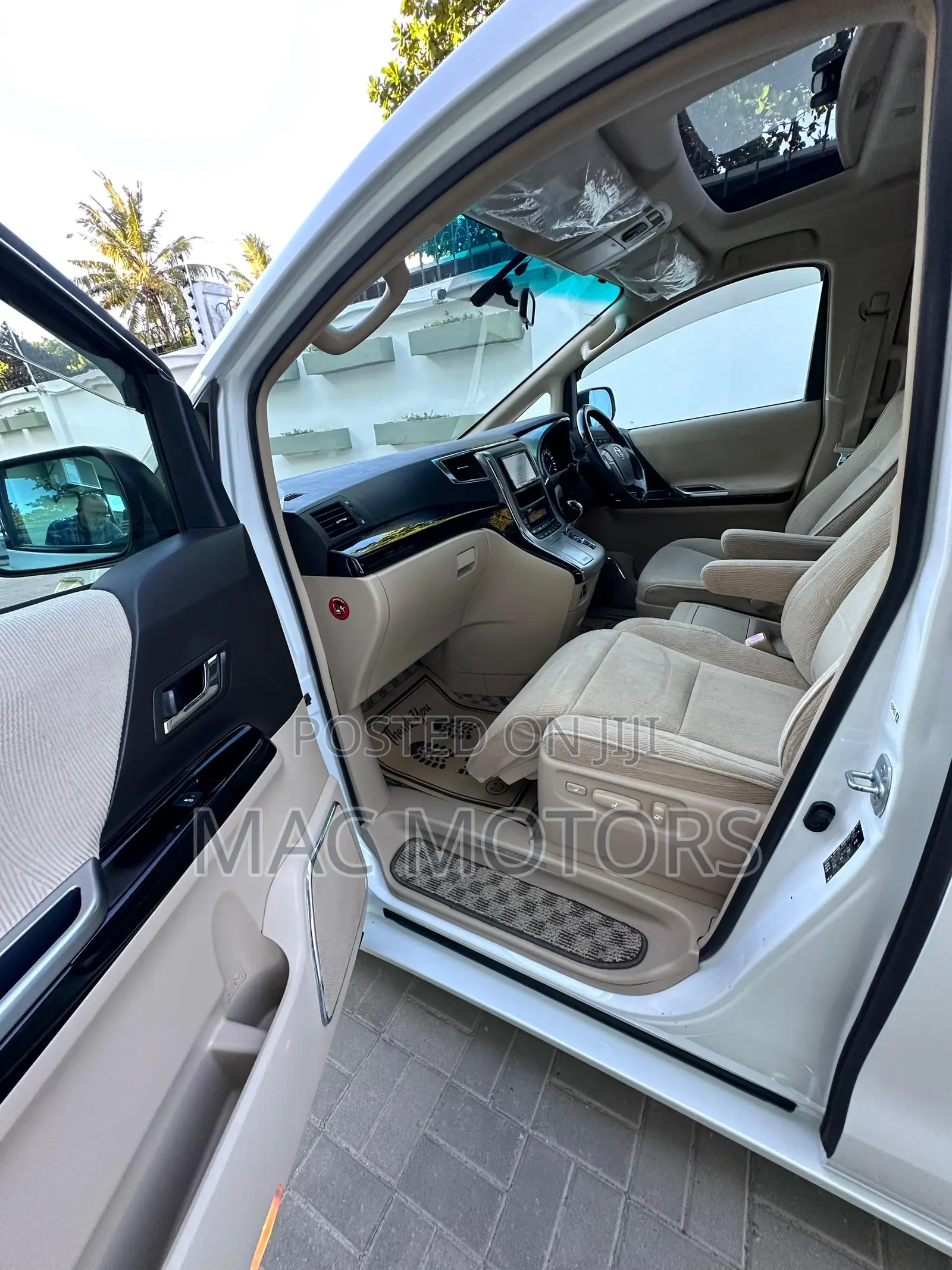Toyota Alphard 2009 White