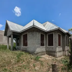 3bdrm House in Kifuru, Kinondoni for sale