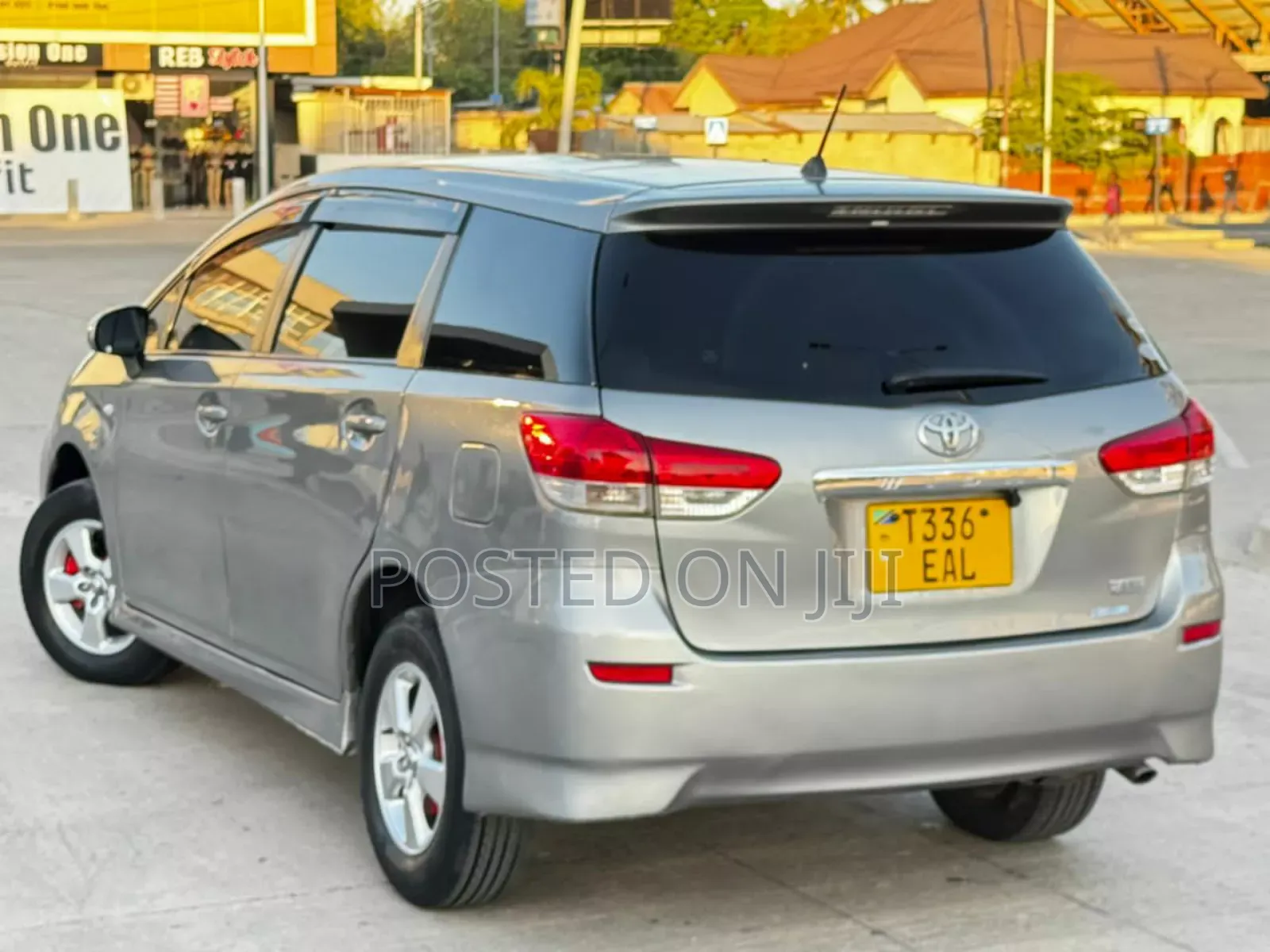 Toyota Wish 2011 Gray