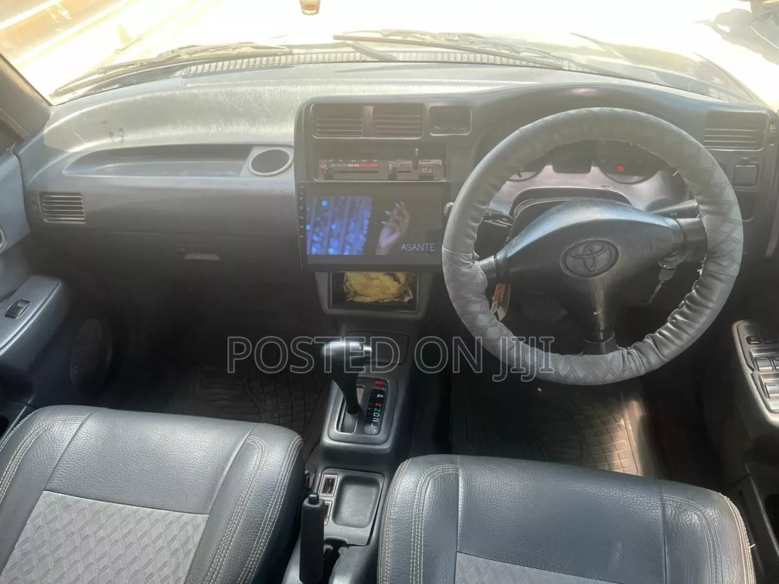 Toyota RAV4 Base FWD 1999 Blue