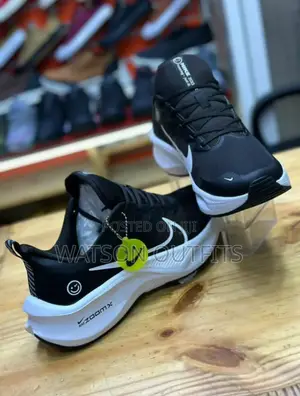 Nike Zoomx Sneakers/Shoes