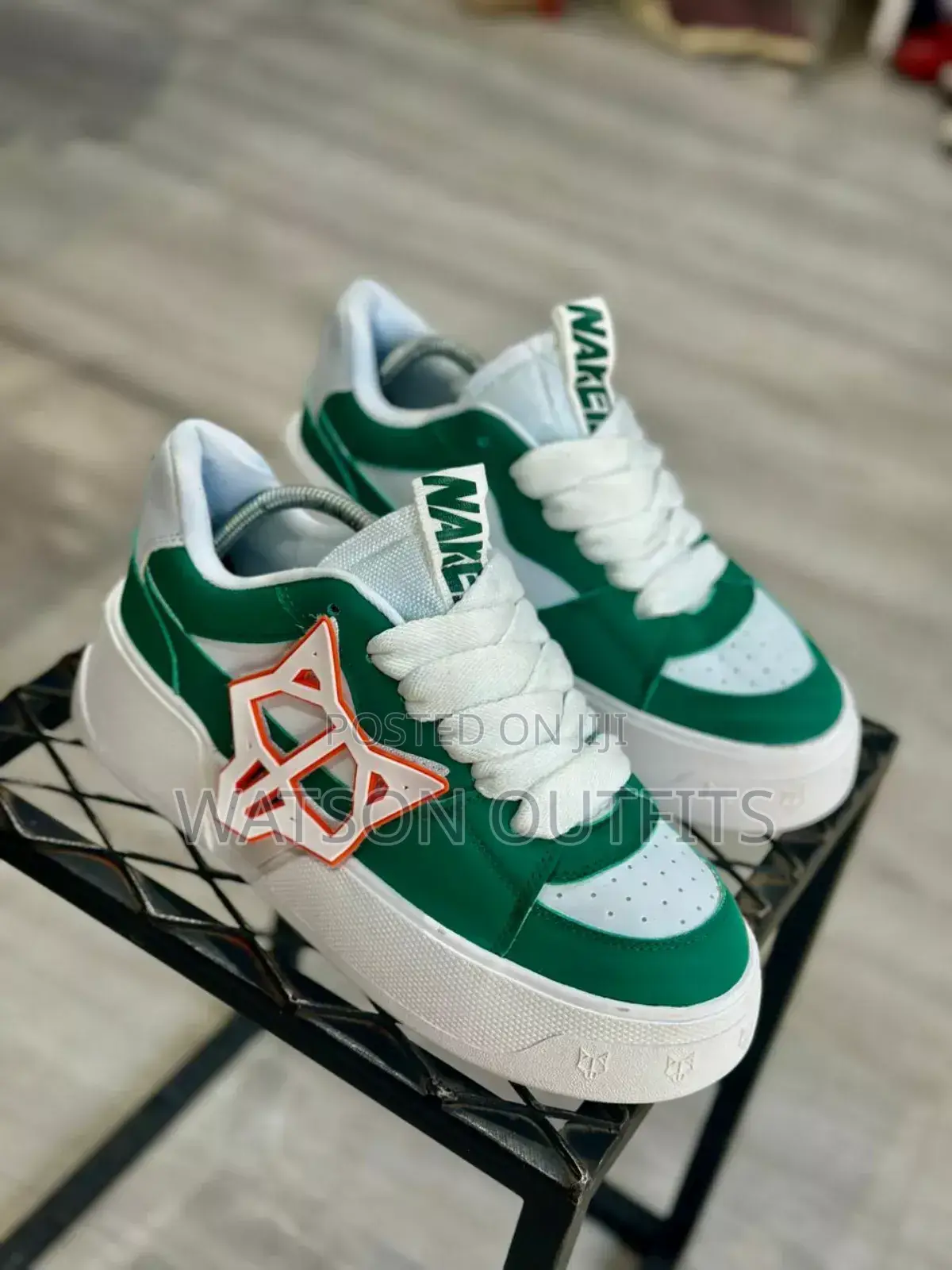 Best Naked Sneakers
