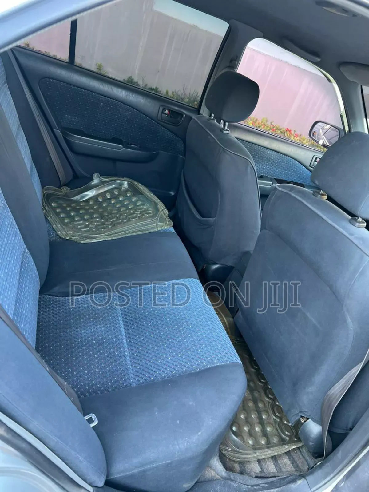 Toyota Carina 1.5 FWD Sedan 1999 Silver