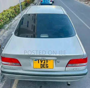 Toyota Carina 1.5 FWD Sedan 1999 Silver