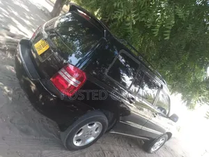 Toyota Kluger 2005 Black