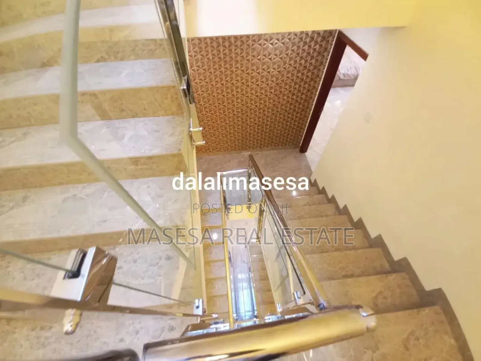 Furnished 3bdrm Villa in Ada Estate for rent