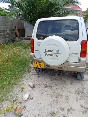 Suzuki Jimny 2005 White