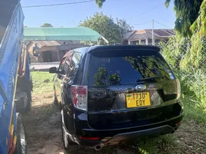 Subaru Forester 2011 Black