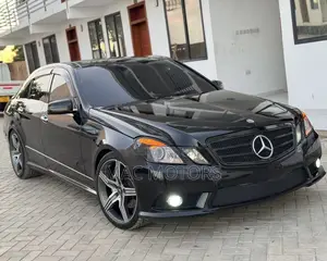 Mercedes-Benz E250 2010 Black