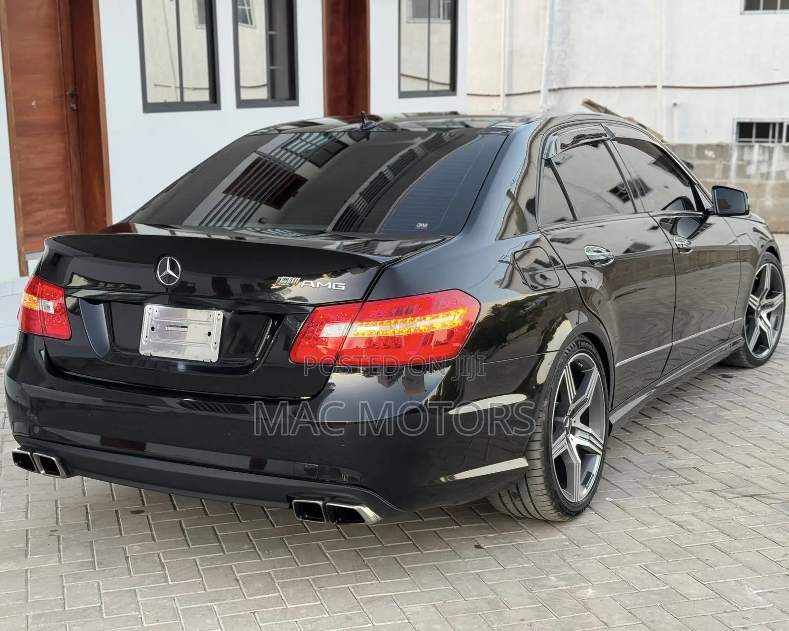 Mercedes-Benz E250 2010 Black