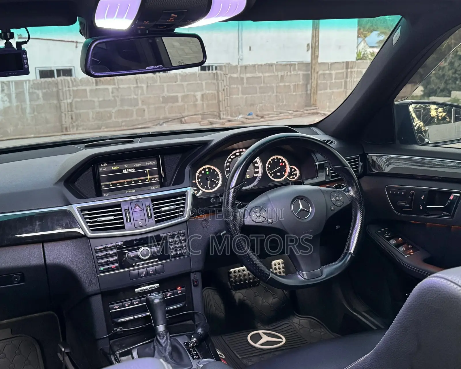 Mercedes-Benz E250 2010 Black