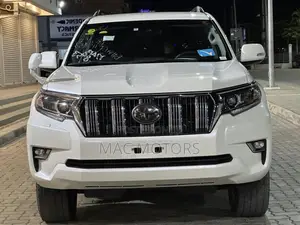 Toyota Land Cruiser Prado 2018 White