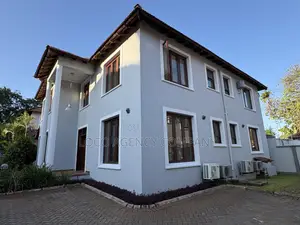 Photo - 4bdrm Villa in Trusted Real Estate, Oyster Bay for rent