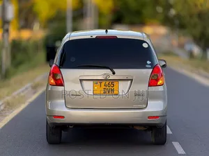Toyota Corolla Spacio 2005 Silver