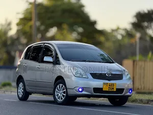 Toyota Corolla Spacio 2005 Silver