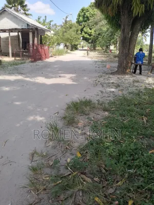 Kiwanja Chenye Sqmita 144 Kinauzwa Milion 3.7 Majohe Viwege.