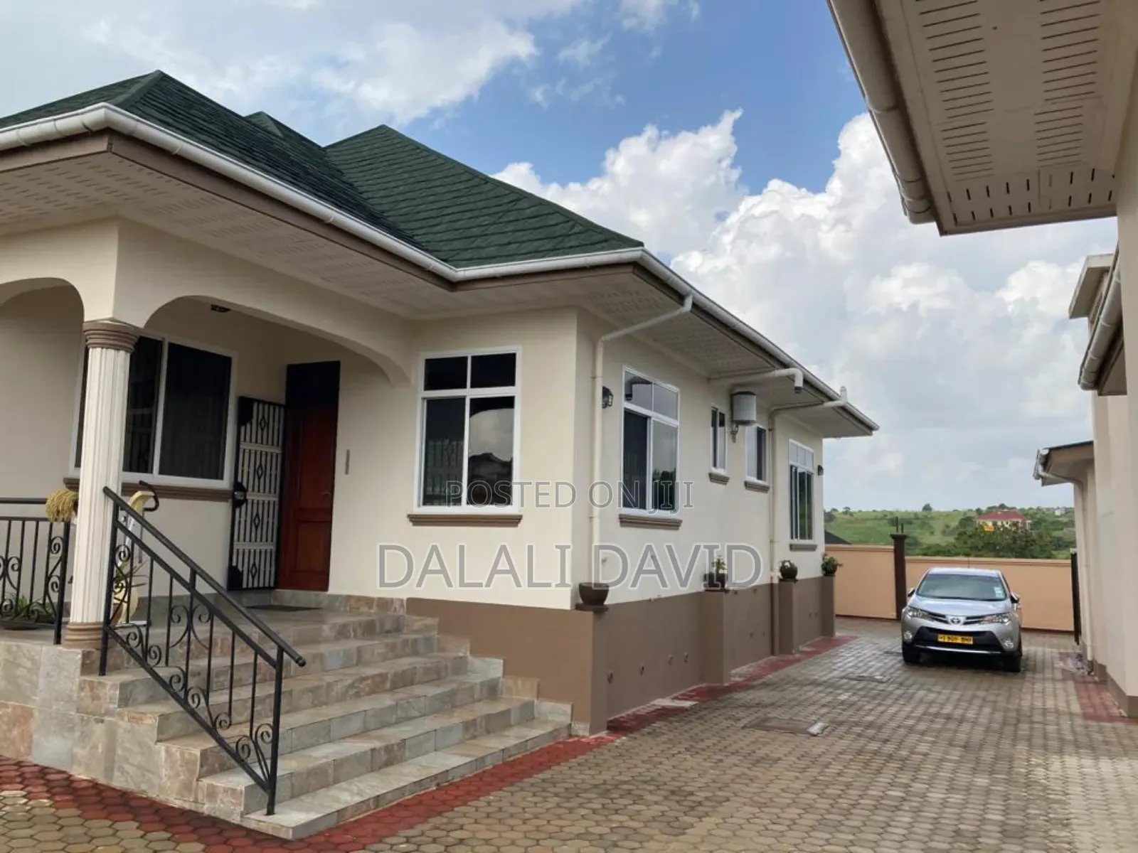 5bdrm House in Kibada, Kigamboni for sale