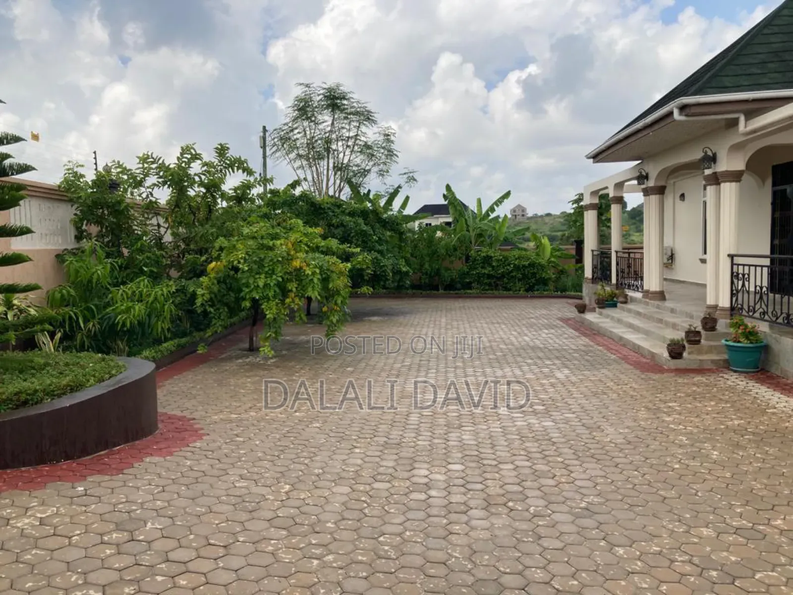 5bdrm House in Kibada, Kigamboni for sale