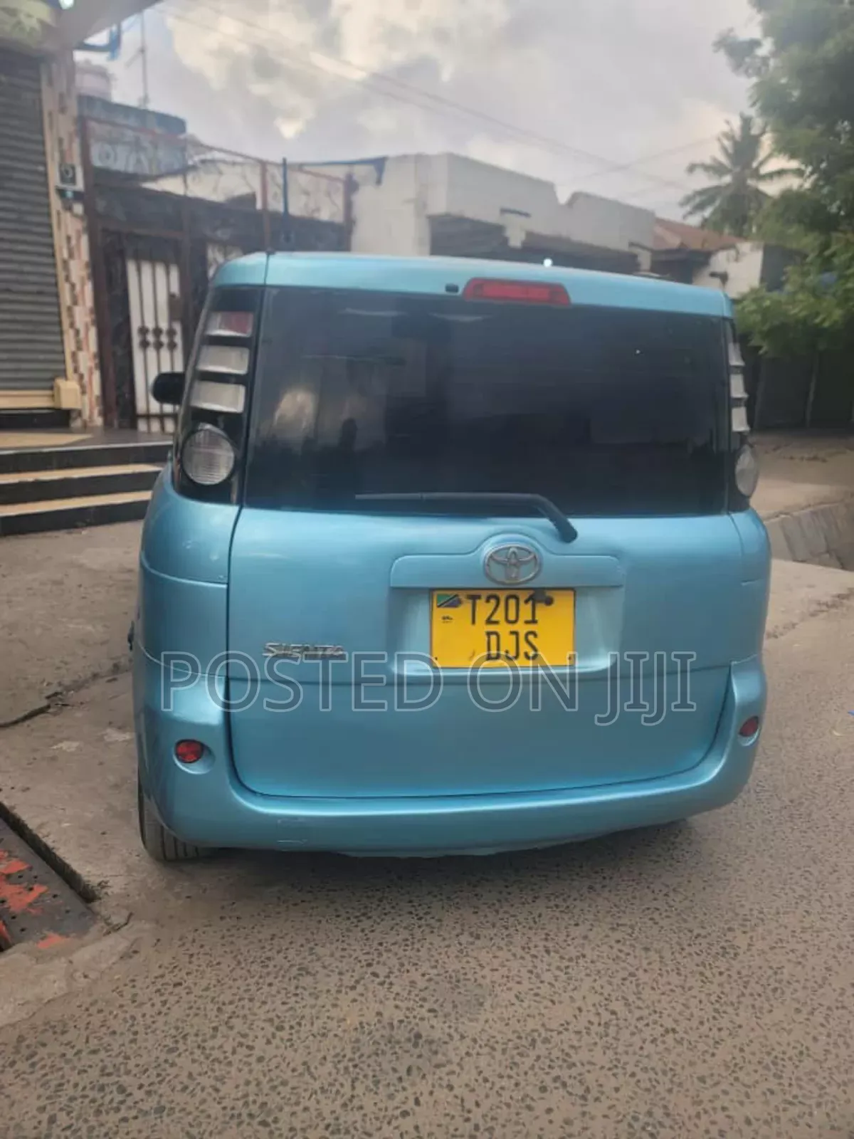 Toyota Sienta 2005 Blue