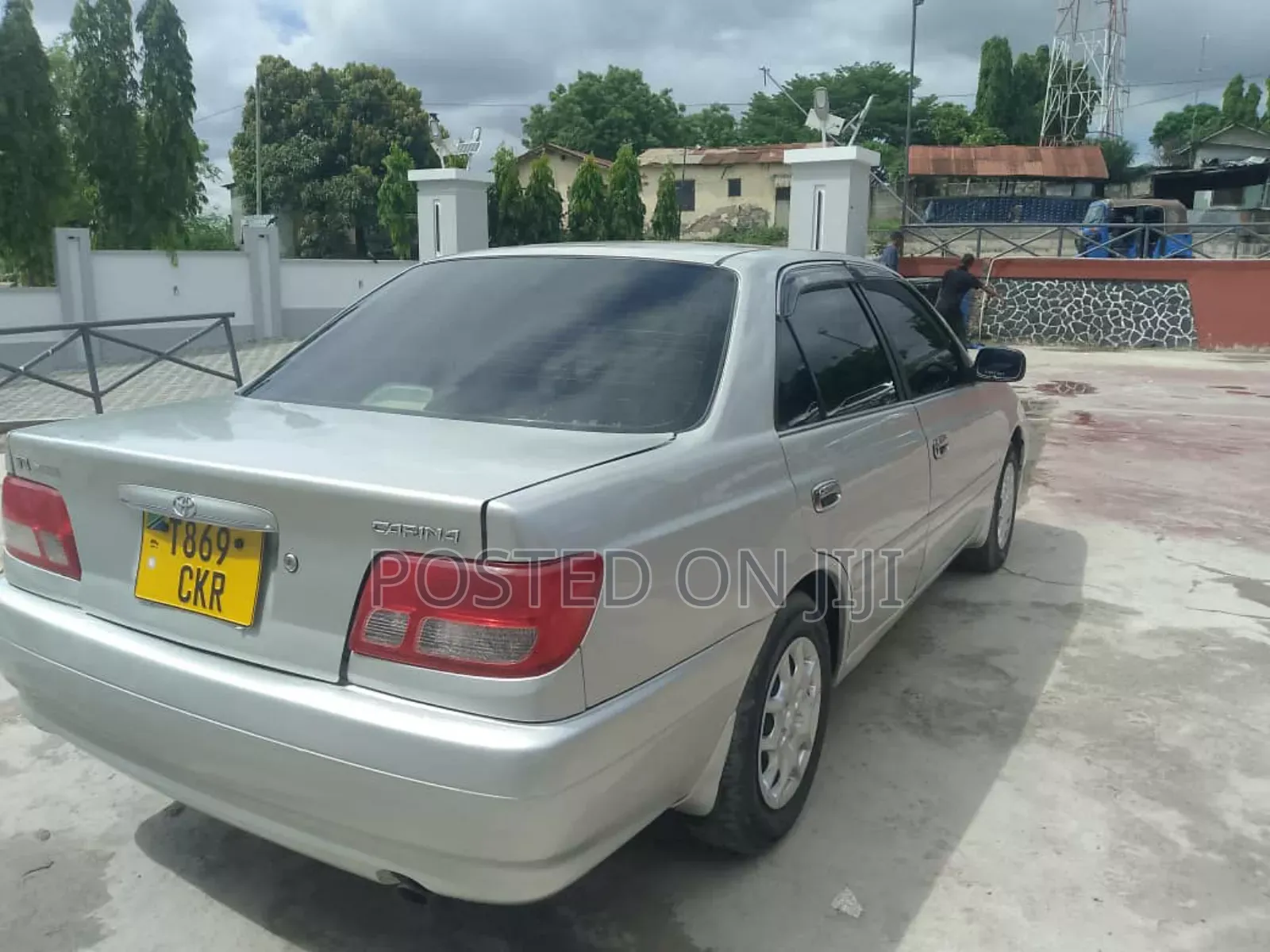 Toyota Carina 2000 Silver