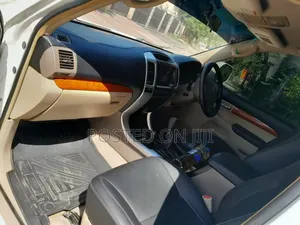 Toyota Land Cruiser Prado 2005 White