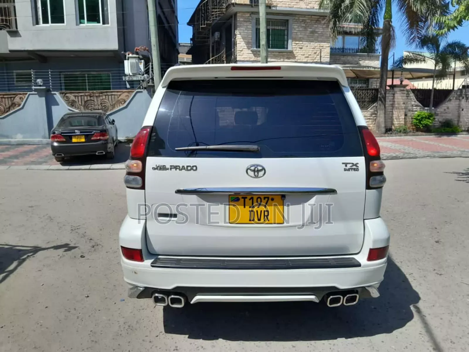 Toyota Land Cruiser Prado 2005 White