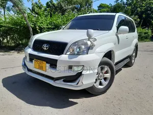 Toyota Land Cruiser Prado 2005 White