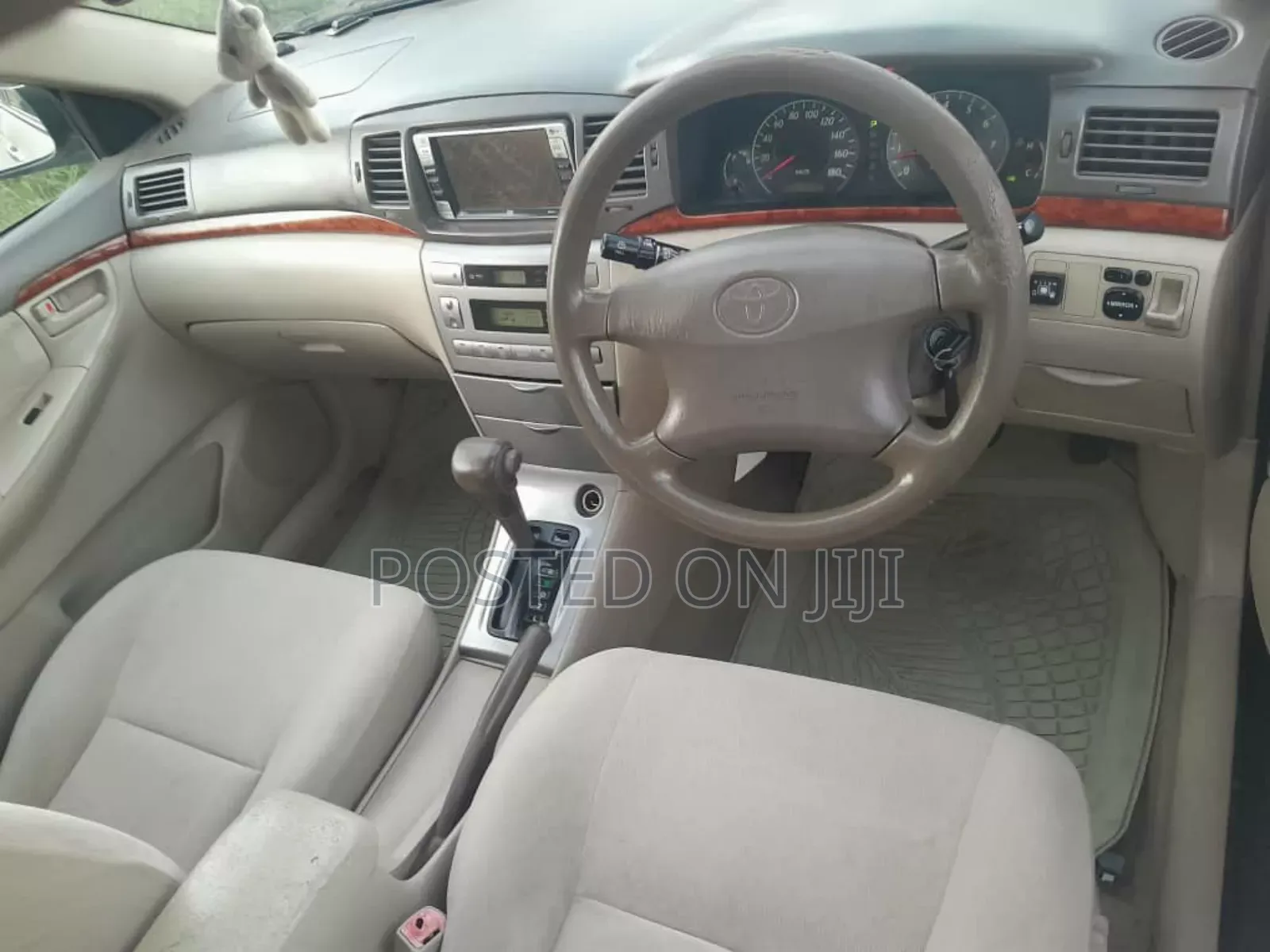 Toyota Corolla 2000 Silver