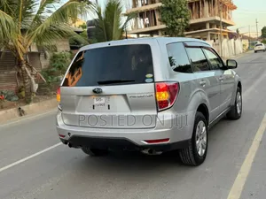 Subaru Forester 2011 Silver