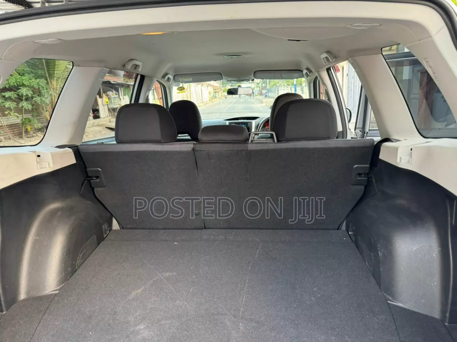 Subaru Forester 2011 Silver