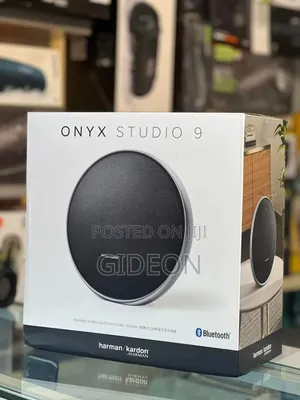 Onyx Studio 9