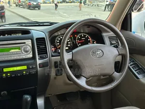 Toyota Land Cruiser Prado 3.0 D-4D 5dr 2005 White