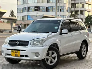 Toyota RAV4 1.8 2005 White