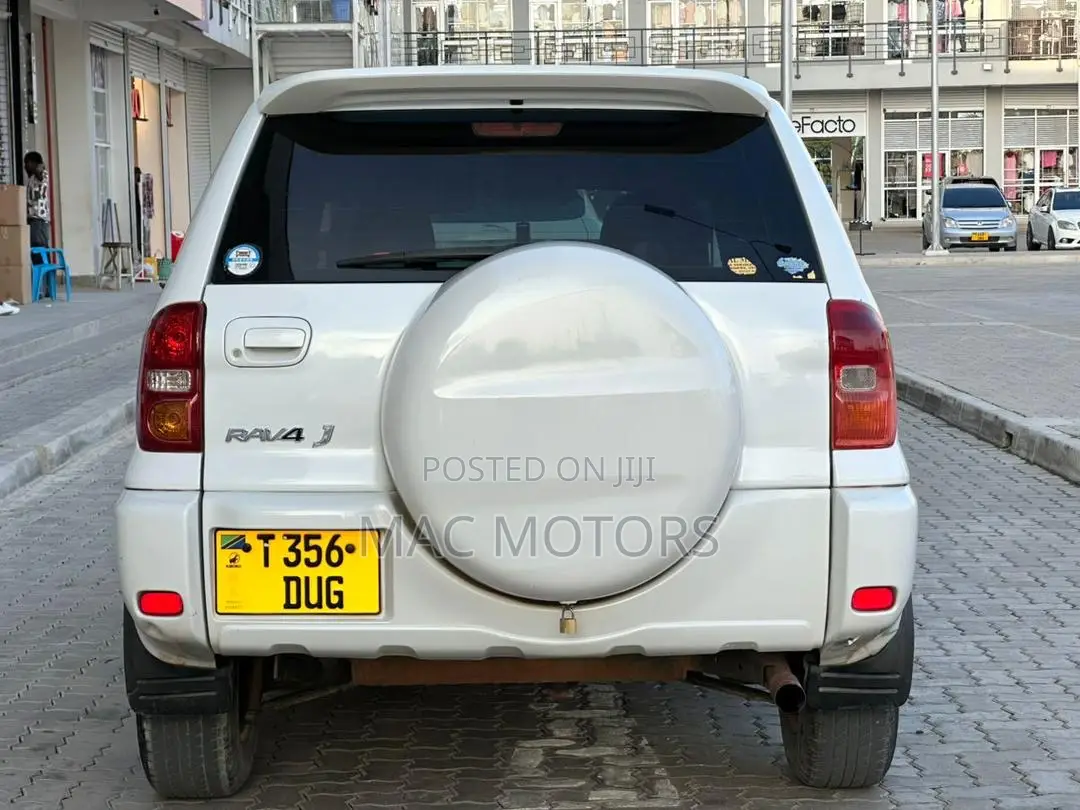 Toyota RAV4 1.8 2005 White