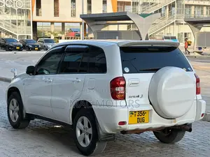 Toyota RAV4 1.8 2005 White