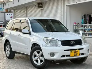 Toyota RAV4 1.8 2005 White
