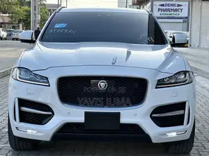 Jaguar F-Pace 2017 White